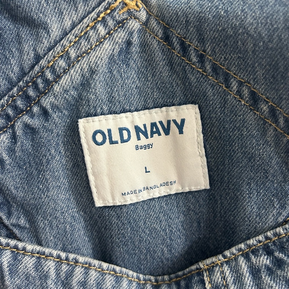 Old Navy Size L Light Wash Denim Overalls/Shortalls - Picture 4 of 5